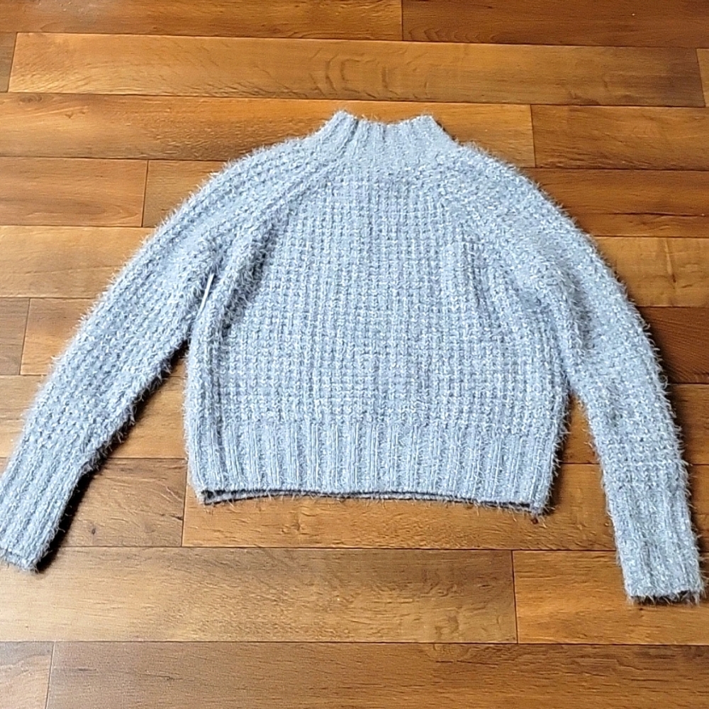 SO Sweater NWT